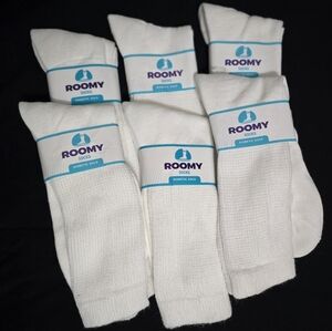 Men's White Roomy Diabetic Crew Socks 6 Pair NWT Size 10-13